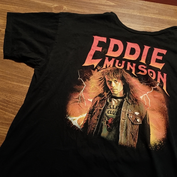STRANGER THINGS EDDIE MUNSON T-SHIRT - 2XL // Netflix TV Show Horror Scary Tee - Picture 2 of 7